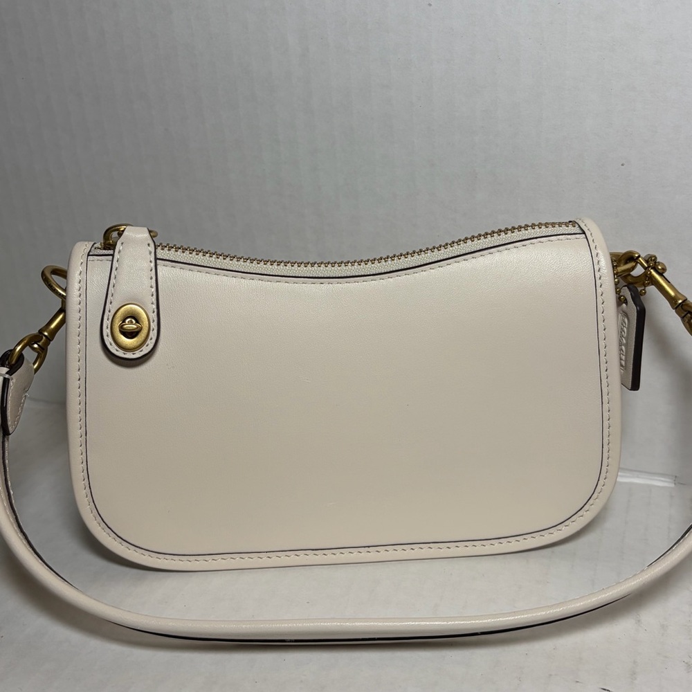 Coach Swinger Brass/Chalk Glovetanned Leather Shoulder Bag